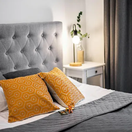 Garden Aparthotel 3*