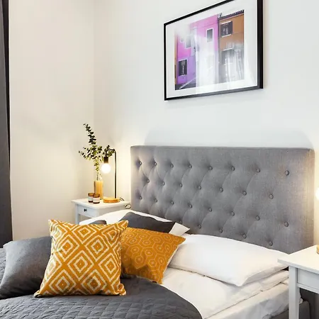 מלון דירות Garden 3*