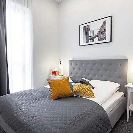 Lägenhetshotell Garden 3*
